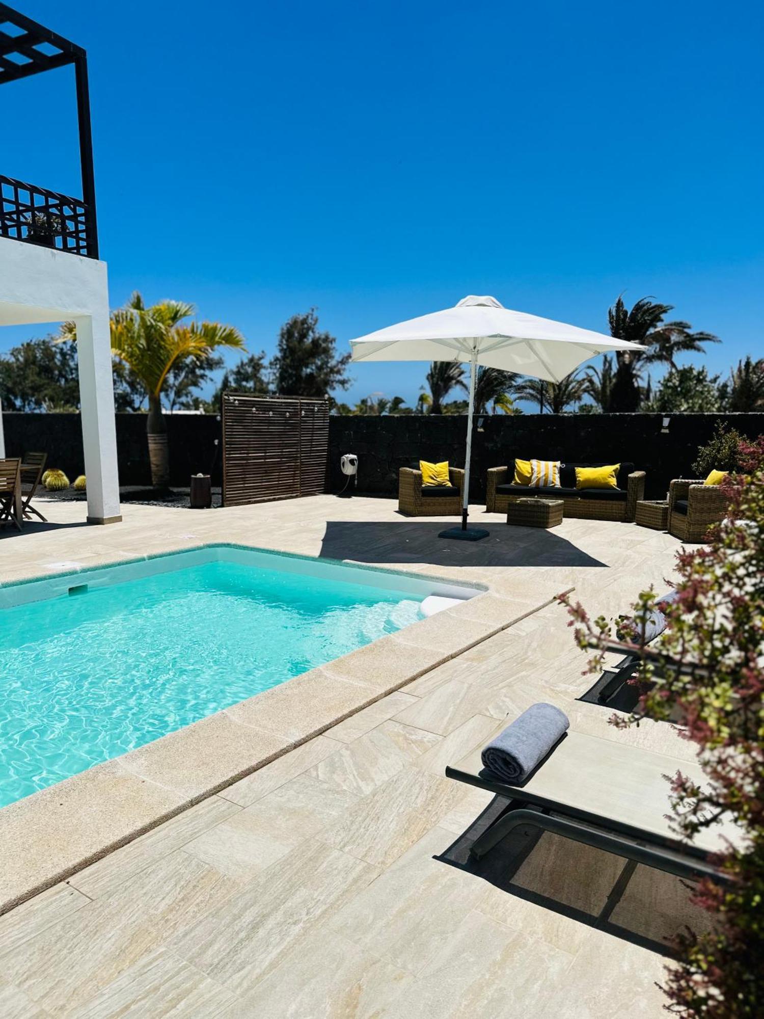 Casa Volcanes Costa Teguise Extérieur photo