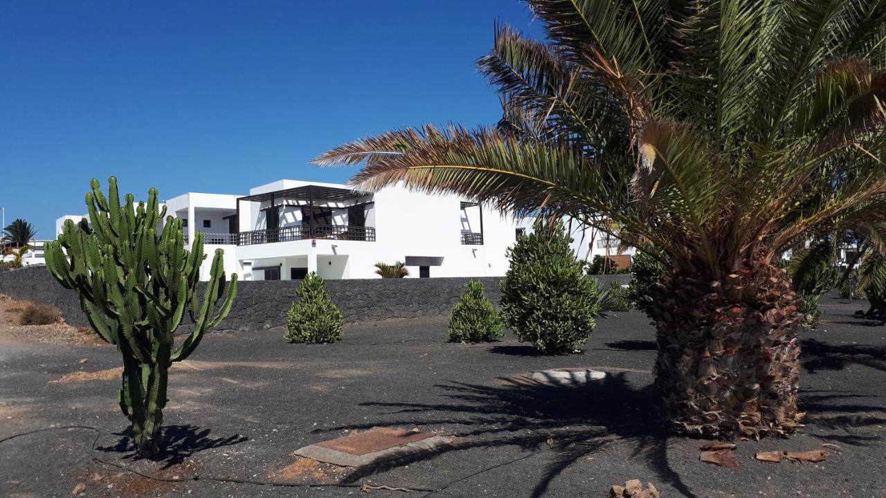 Casa Volcanes Costa Teguise Extérieur photo